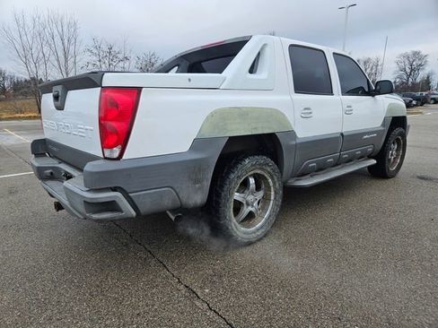 Used 2002 Chevrolet Avalanche 2WD image 7