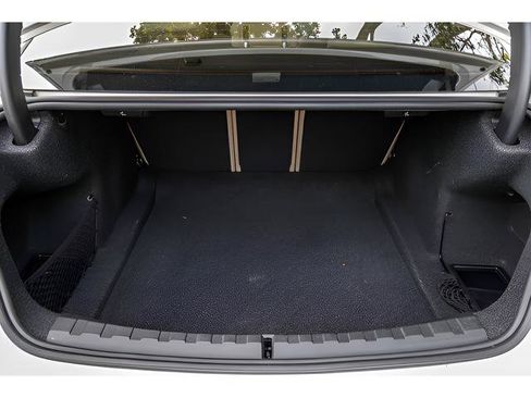 Used 2021 BMW 330i xDrive 330i xDrive w/ Convenience Package image 22