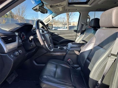 Used 2017 Chevrolet Suburban LT w/ LT Signature Package image 16