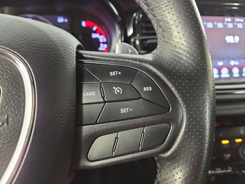 Used 2022 Dodge Durango GT w/ Blacktop Package AWD/4WD image 25