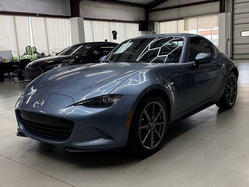 Used 2017 MAZDA MX-5 Miata RF Grand Touring RWD image 5