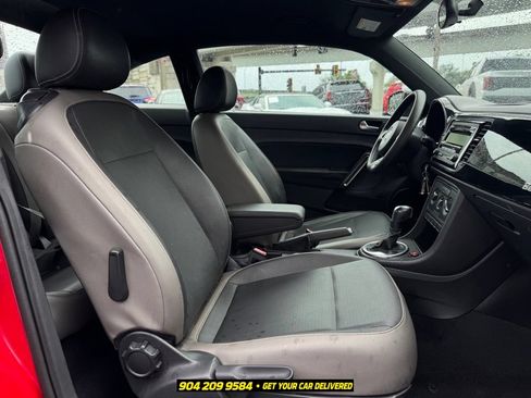 Used 2015 Volkswagen Beetle 1.8T FWD image 22