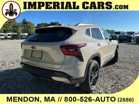 New 2026 Chevrolet Trax ACTIV w/ Driver Confidence Package FWD image 14