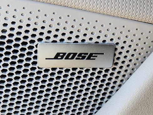 Certified 2025 Porsche Taycan image 24