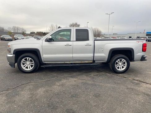 Used 2017 Chevrolet Silverado 1500 LT w/ All Star Edition image 25