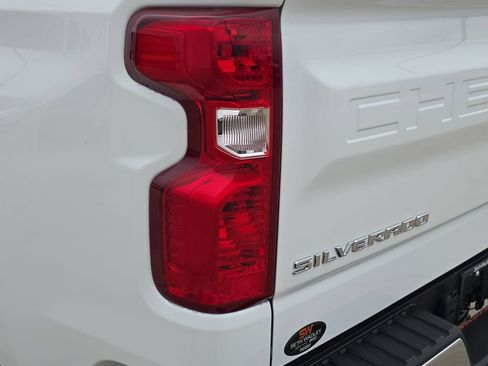 New 2026 Chevrolet Silverado 1500 LT w/ Leather Package RWD image 33