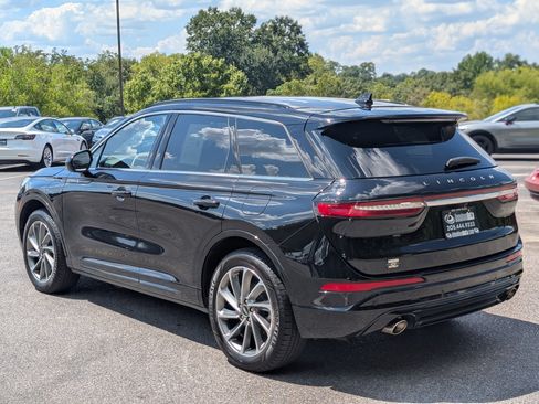 Used 2025 Lincoln Corsair Grand Touring AWD/4WD image 7