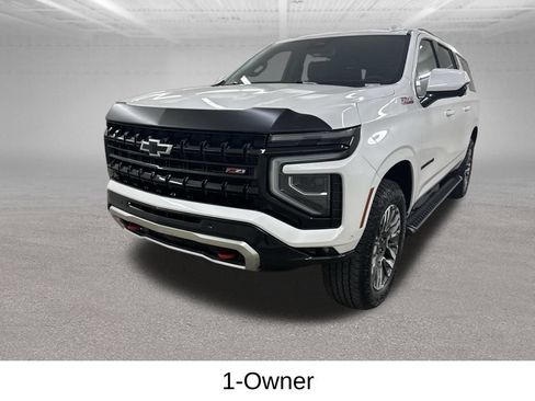 Used 2025 Chevrolet Suburban Z71 AWD/4WD image 7