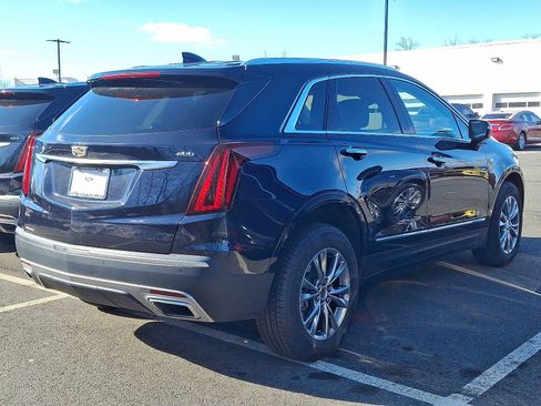 Used 2022 Cadillac XT5 Premium Luxury image 4