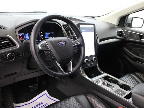 Used 2023 Ford Edge Titanium AWD/4WD image 15