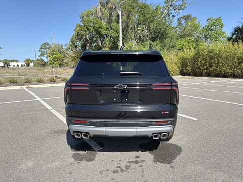 New 2026 Chevrolet Traverse Z71 w/ Enhanced Driving Package AWD/4WD image 4