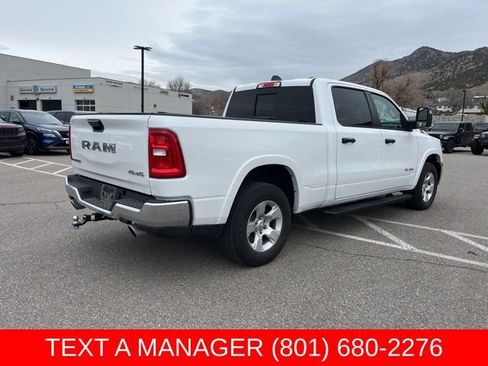 Used 2025 RAM 1500 Big Horn AWD/4WD image 3
