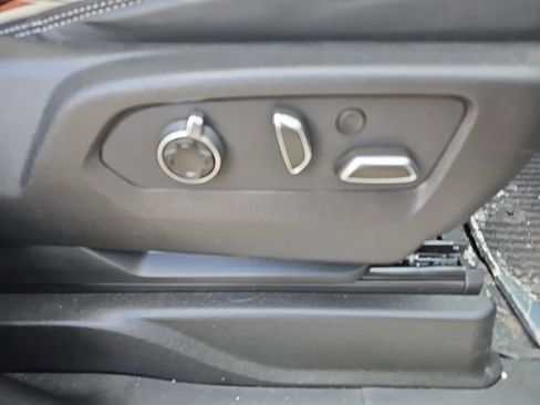 Used 2024 GMC Yukon XL Denali Ultimate image 20