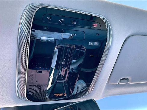 Used 2023 Mercedes-Benz EQS 580 EQS 580 image 31