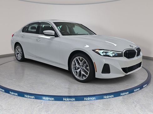 New 2025 BMW 330i xDrive Sedan w/ Premium Package image 3