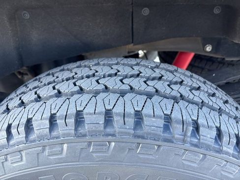 Used 2022 Chevrolet Silverado 3500 LT w/ Convenience Package image 10