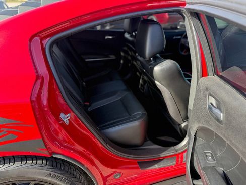 Used 2016 Dodge Charger SXT w/ AWD Plus Group image 30