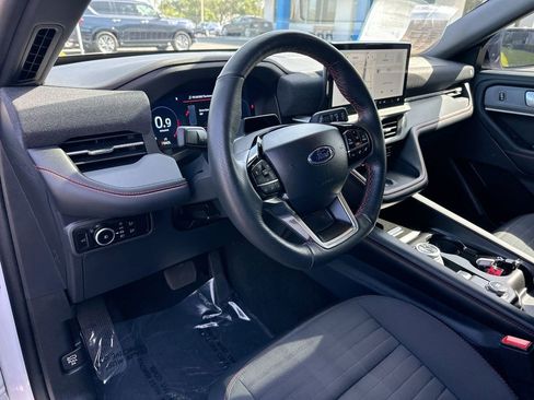 Used 2025 Ford Explorer ST-Line w/ Premium Package RWD image 9