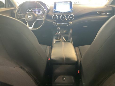 Used 2022 Nissan Sentra SR w/ Midnight Edition image 8