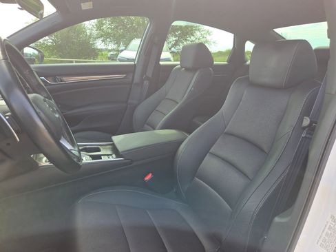 Used 2020 Honda Accord Sport image 10