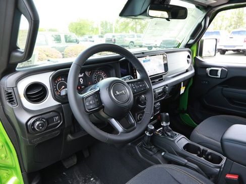 New 2026 Jeep Gladiator Sport AWD/4WD image 23