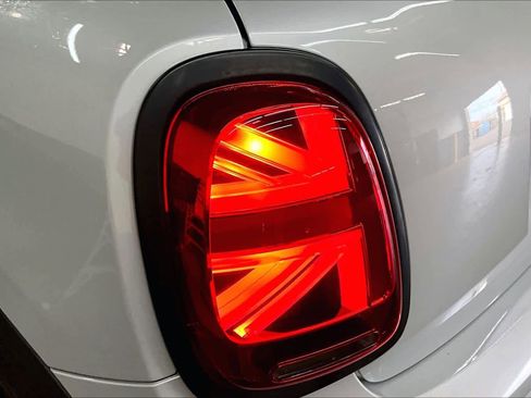 Used 2022 MINI Cooper S image 31