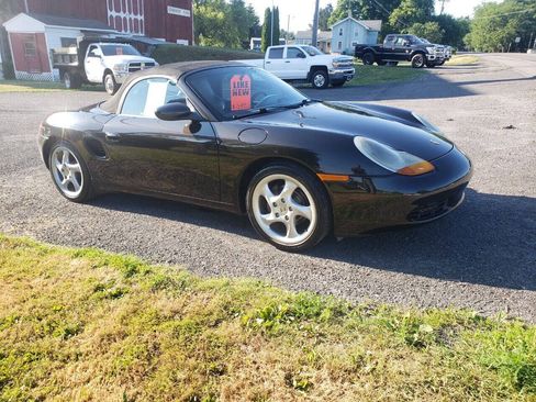 Used 1999 Porsche Boxster RWD image 2
