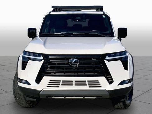 Used 2024 Lexus GX 550 AWD/4WD image 4