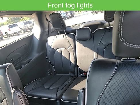Used 2023 Chrysler Pacifica Limited w/ S Appearance Package AWD/4WD image 26
