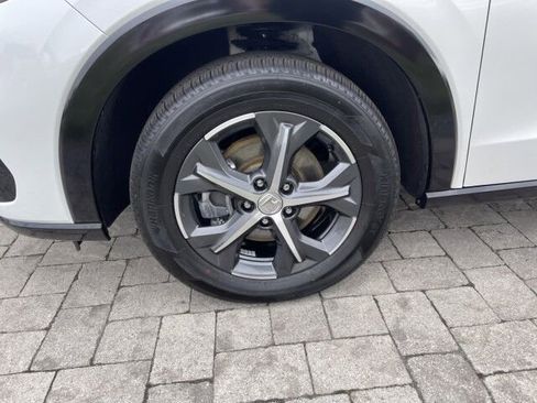 Used 2025 Honda HR-V EX-L image 32