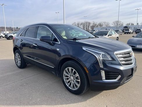 Used 2018 Cadillac XT5 Luxury w/ Driver Awareness Package image 1