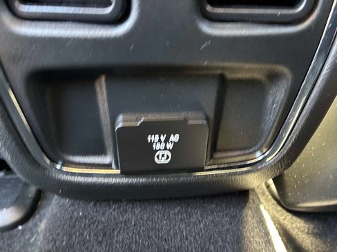 Certified 2021 Jeep Grand Cherokee Laredo X AWD/4WD image 16