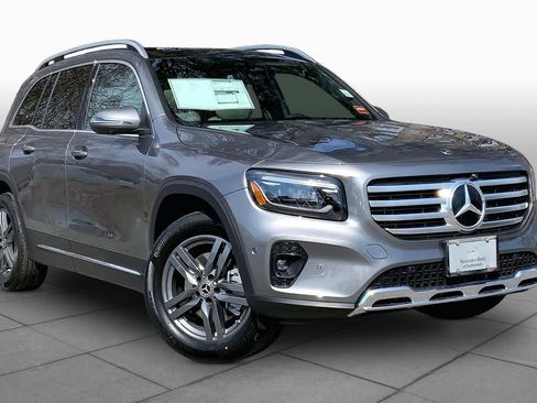 New 2026 Mercedes-Benz GLB 250 4MATIC image 2