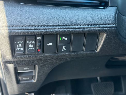 New 2026 Honda Odyssey Elite image 17