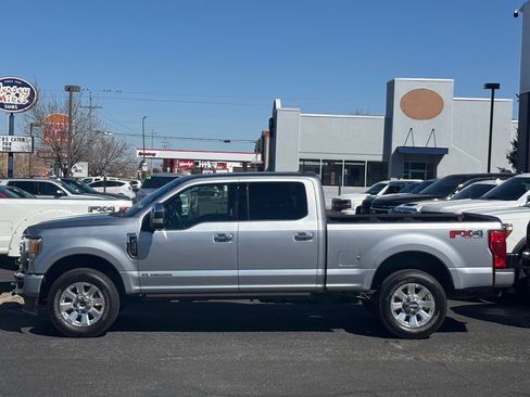 Used 2022 Ford F350 Platinum image 41