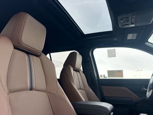 New 2026 Toyota 4Runner Limited image 19