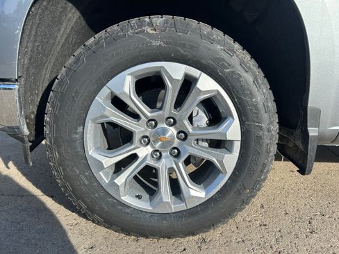 New 2026 Chevrolet Silverado 1500 LTZ w/ LTZ Premium Package image 10
