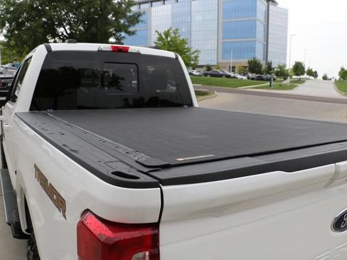 Used 2023 Ford F250 Lariat w/ Lariat Ultimate Package AWD/4WD image 17