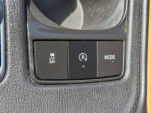 Used 2019 Cadillac XT4 Premium Luxury AWD/4WD image 26