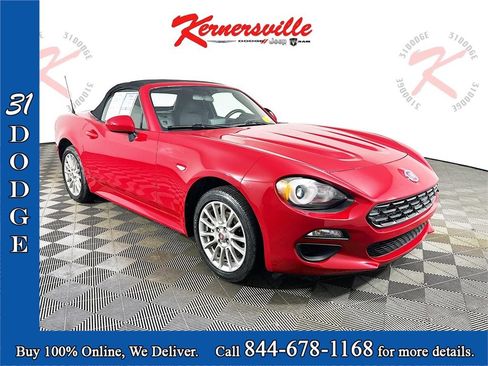Used 2019 FIAT 124 Spider Classica image 1