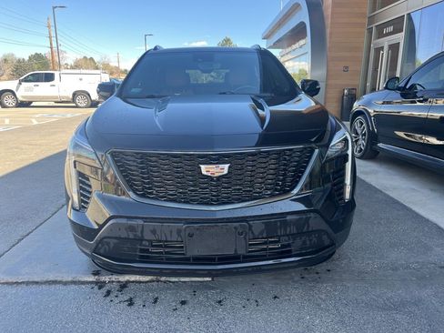 Used 2020 Cadillac XT4 Sport image 2