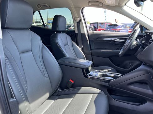 Used 2023 Buick Envision Essence image 33