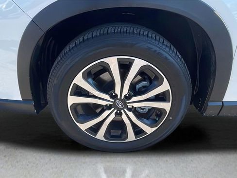 Used 2023 Subaru Forester Limited AWD/4WD image 10