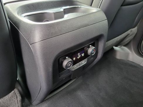 New 2027 Chevrolet Traverse LT w/ Midnight/Sport Edition AWD/4WD image 29