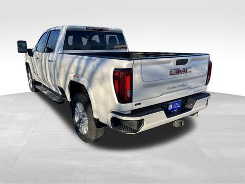 Used 2022 GMC Sierra 2500 Denali image 4