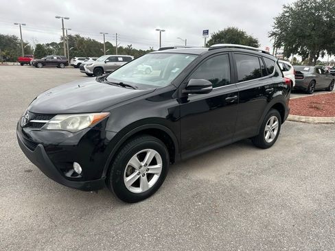 Used 2014 Toyota RAV4 XLE image 12