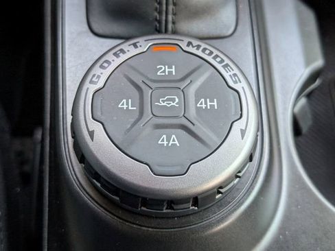Used 2023 Ford Bronco Wildtrak AWD/4WD image 25