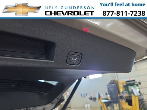 New 2026 Chevrolet Traverse Z71 w/ Enhanced Driving Package AWD/4WD image 18