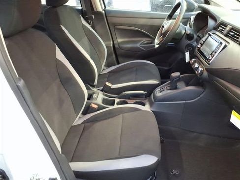 New 2025 Nissan Versa S w/ Trunk Package image 17