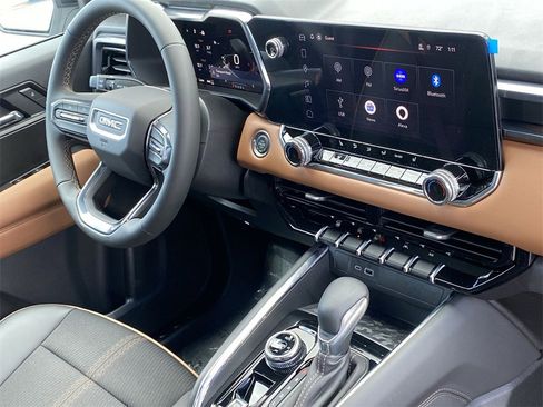 New 2025 GMC Canyon AT4 image 35